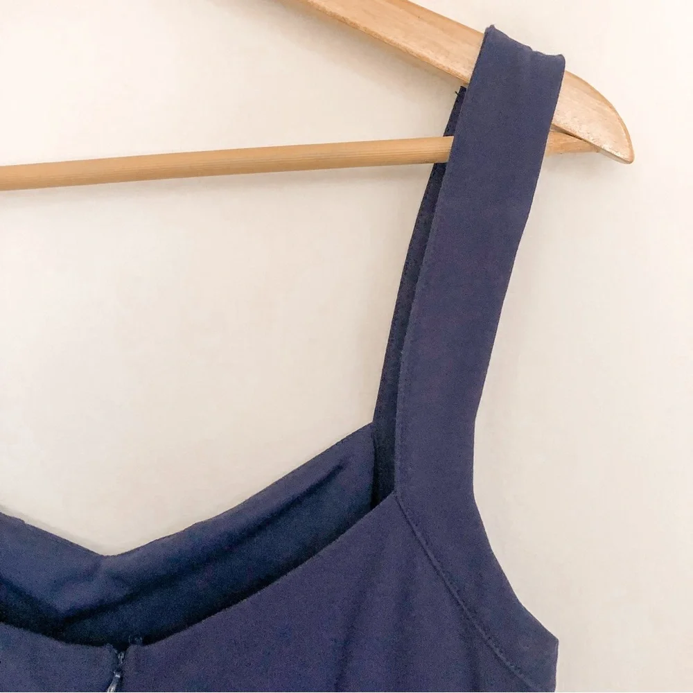 Francesca’s Sleeveless Sweetheart Dress - Picture 4 of 10